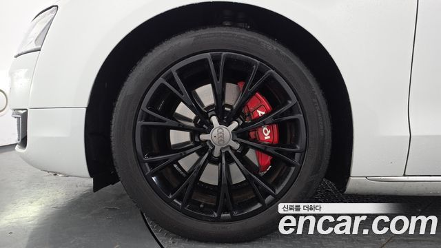Audi A8 из Кореи Encar