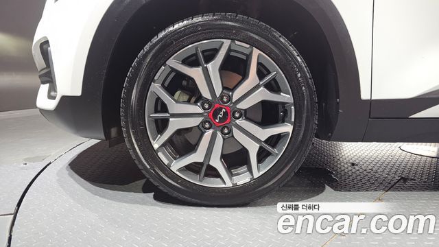 Kia Seltos из Кореи Encar