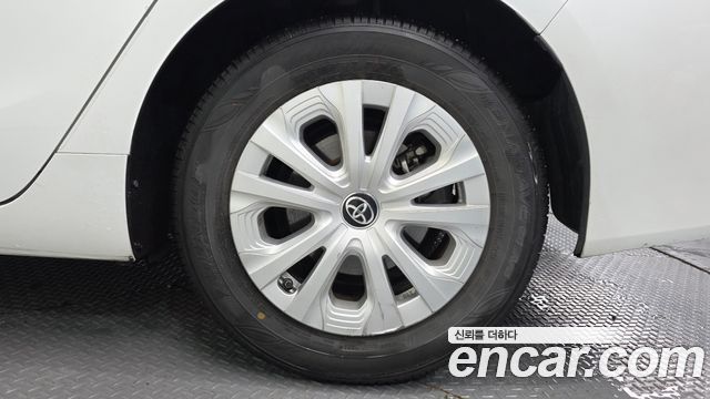 Toyota Prius из Кореи Encar