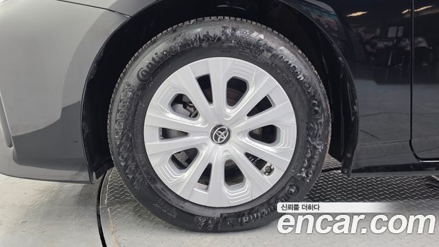 Toyota Prius из Кореи Encar