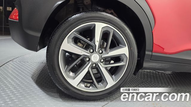 Hyundai Kona из Кореи Encar