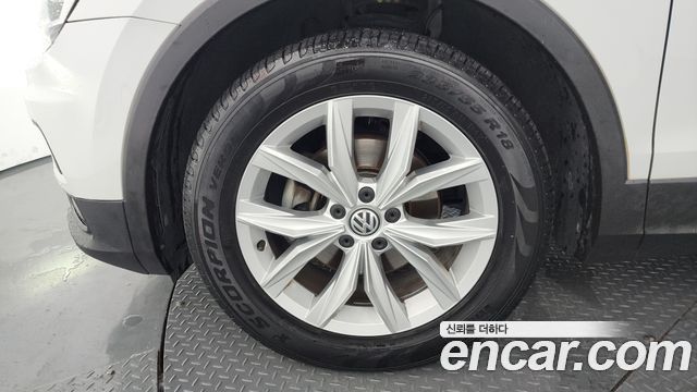 Volkswagen Tiguan из Кореи Encar
