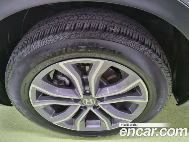 Honda CR-V 2.0 Hybrid Touring 4WD — пробег 25 300 км — фото 5 из 5