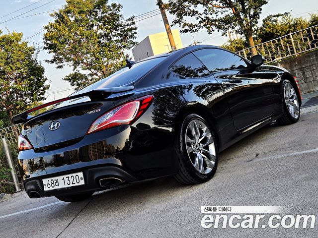 Hyundai Genesis из Кореи Encar