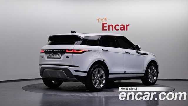 Land Rover Range Rover Evoque D180 SE — пробег 84 011 км — фото 2 из 5