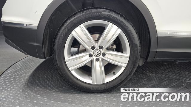 Volkswagen Tiguan из Кореи Encar