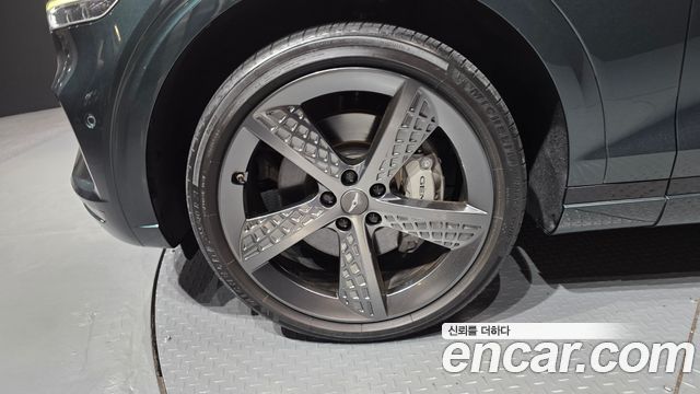 Genesis GV70 из Кореи Encar