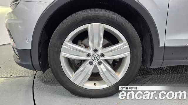 Volkswagen Tiguan из Кореи Encar
