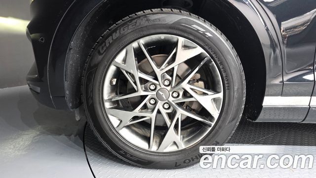 Genesis GV70 из Кореи Encar