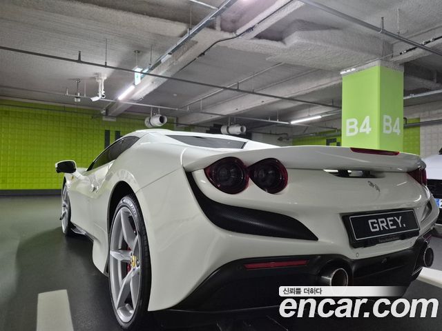 Ferrari F8 3.9 V8 — пробег 24312 км