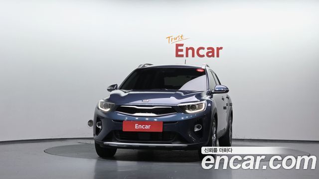 Kia Stonic из Кореи Encar