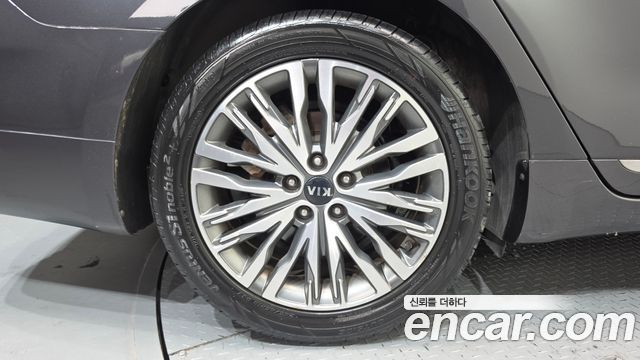 Kia K7 из Кореи Encar