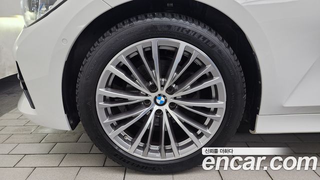 BMW 3-Series из Кореи Encar