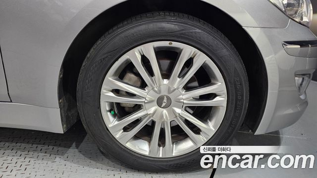 Hyundai Genesis из Кореи Encar