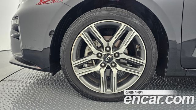 Kia K3 из Кореи Encar