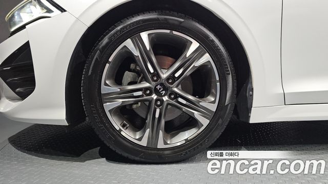 Kia K5 из Кореи Encar