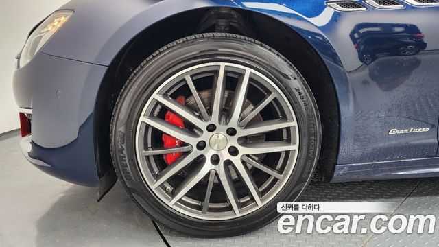 Maserati Ghibli из Кореи Encar
