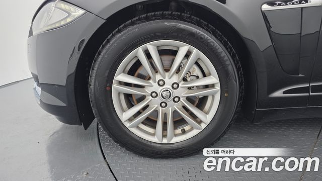 Jaguar XF из Кореи Encar
