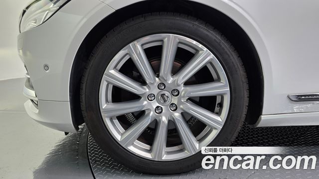Volvo S90 из Кореи Encar