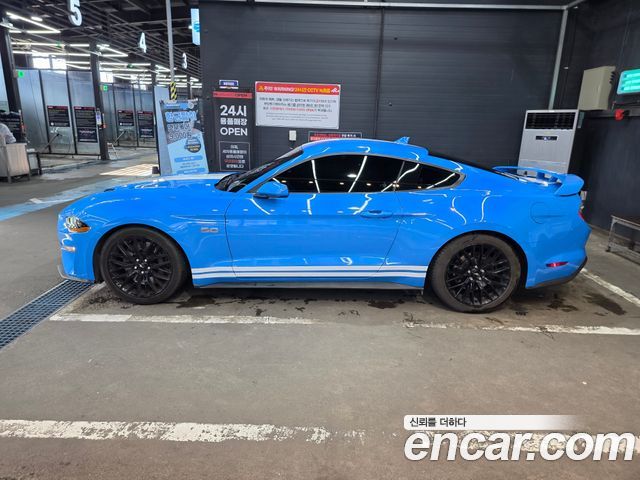 Ford Mustang GT Coupe — пробег 29 000 км — фото 5 из 5