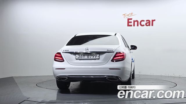 Mercedes-Benz E-Class из Кореи Encar