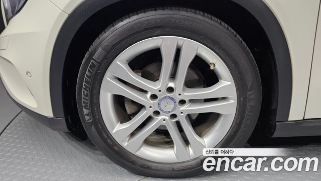 Mercedes-Benz GLA-Class GLA200 d 4MATIC — пробег 131360 км