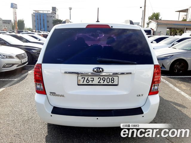 Kia Carnival Grand Carnival GLX Premium — пробег 150000 км