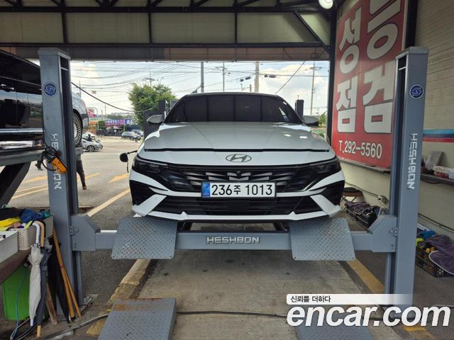 Hyundai AVANTE 1.6 Inspiration — пробег 39928 км