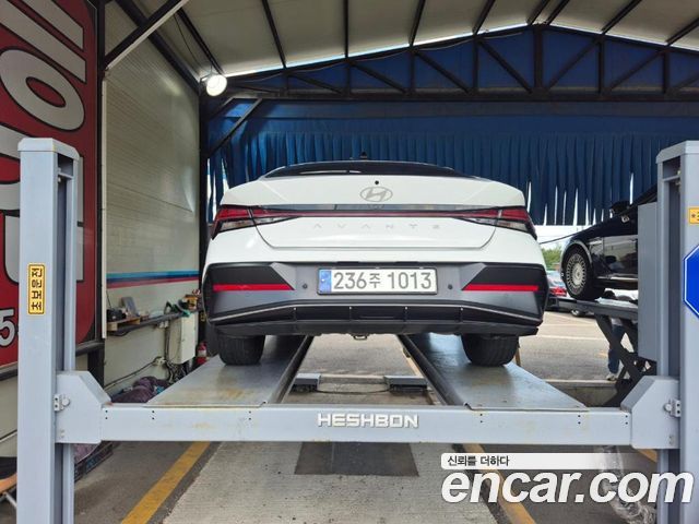 Hyundai AVANTE 1.6 Inspiration — пробег 39928 км