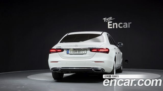 Mercedes-Benz E-Class из Кореи Encar