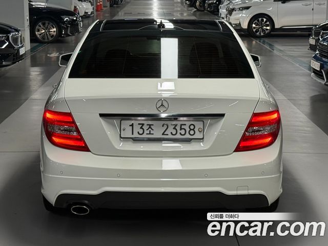 Mercedes-Benz C-Class из Кореи Encar