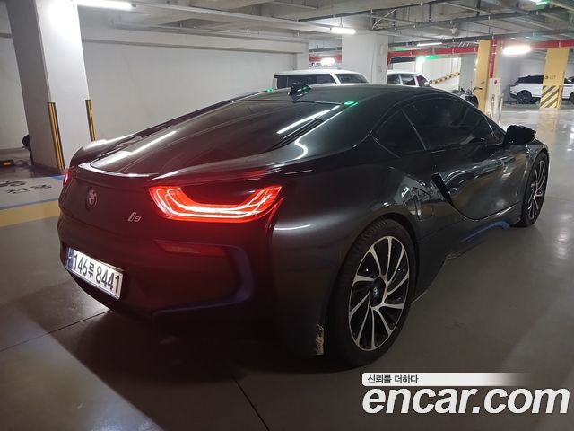 BMW i8 Coupe — пробег 98 000 км — фото 4 из 5