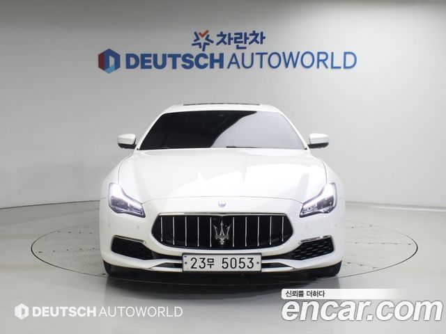 Maserati Quattroporte 3.0 V6 Granlusso 2017 — пробег 50 500 км