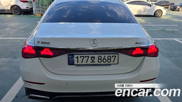 Mercedes-Benz E-Class E300 4MATIC AMG Line — пробег 39 090 км — фото 4 из 5
