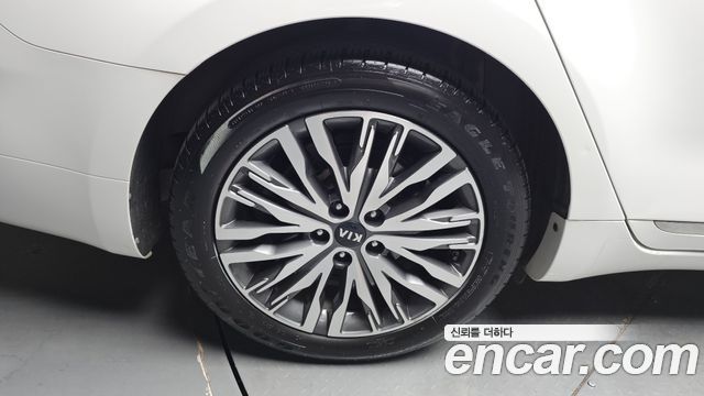 Kia K7 из Кореи Encar