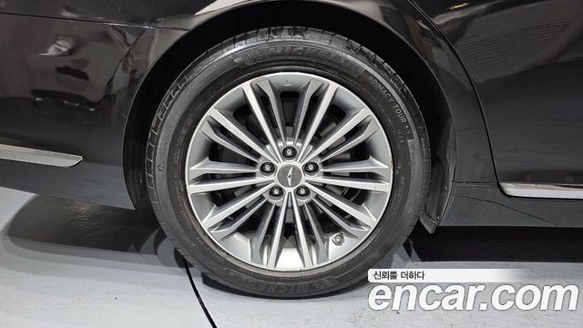Genesis EQ900 3.8 GDI AWD Luxury — пробег 110462 км