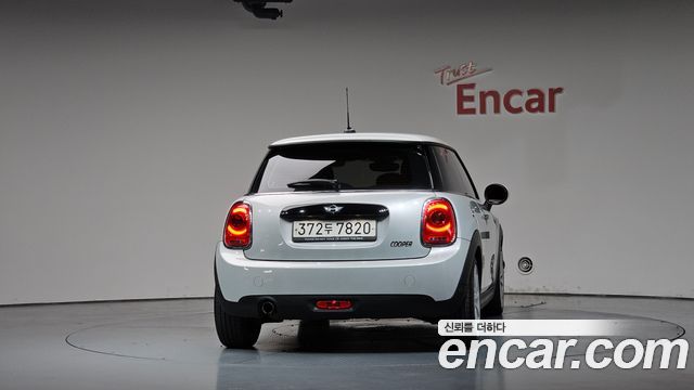 Mini Cooper из Кореи Encar