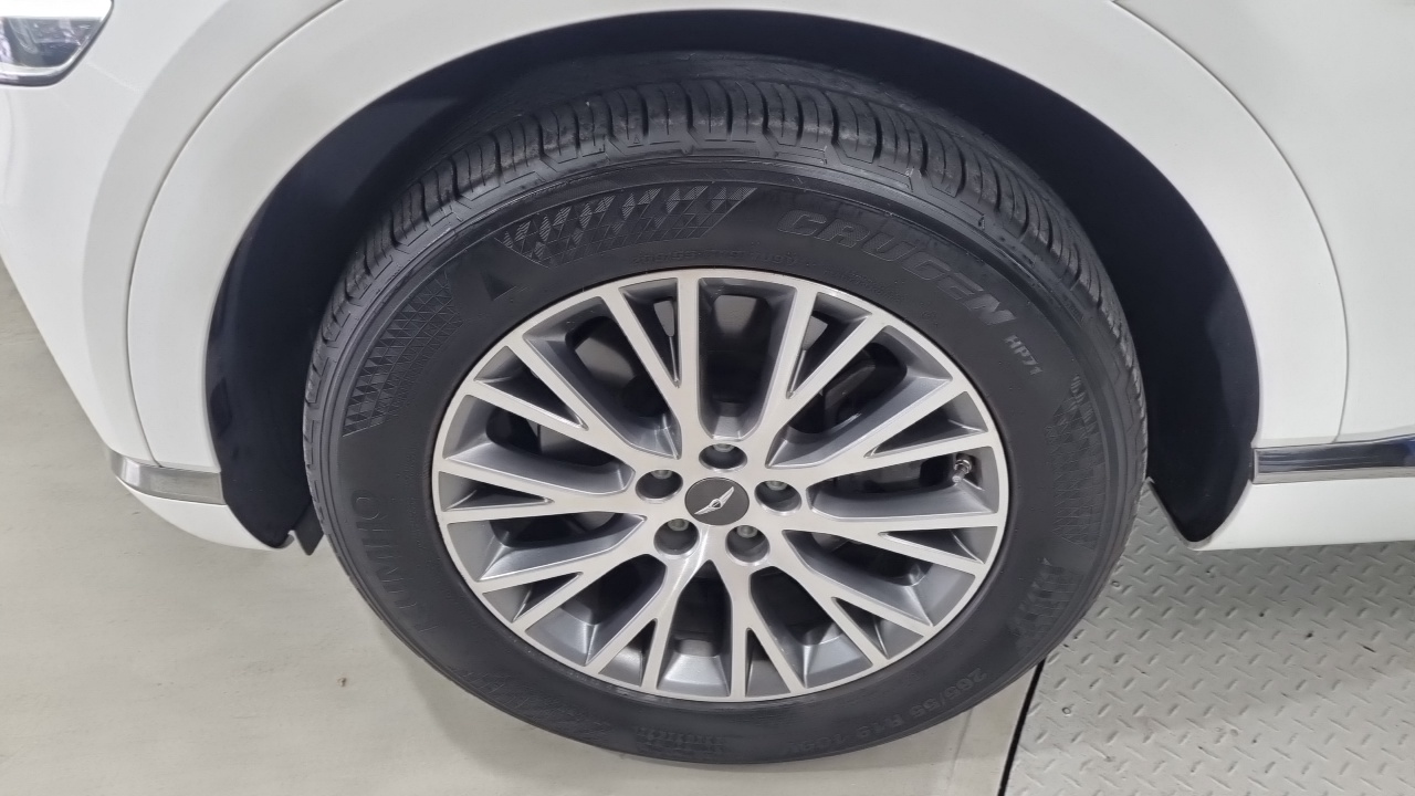 Genesis GV80 2.5T Gasoline 2WD — пробег 78972 км