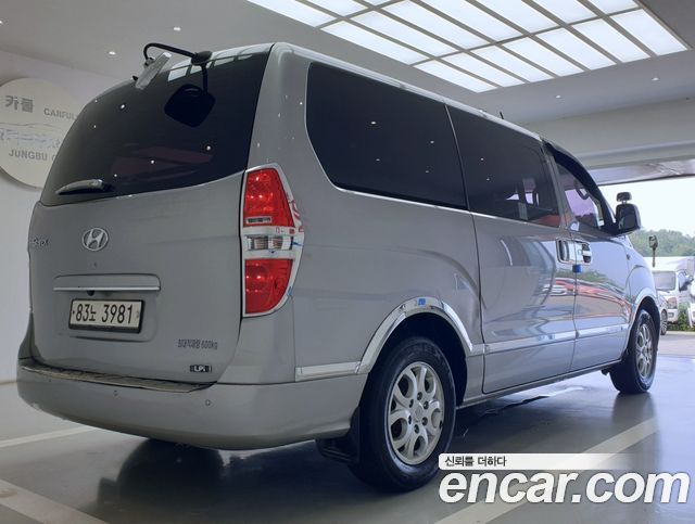 Hyundai Starex из Кореи Encar