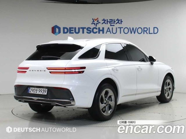 Genesis GV70 2.5T Gasoline 2WD — пробег 6228 км