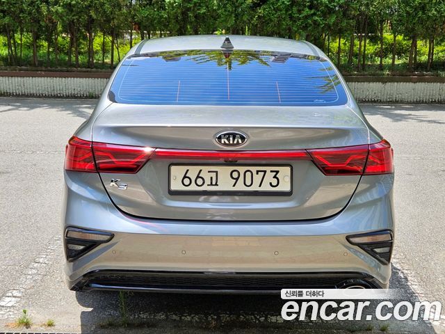 Kia K3 из Кореи Encar