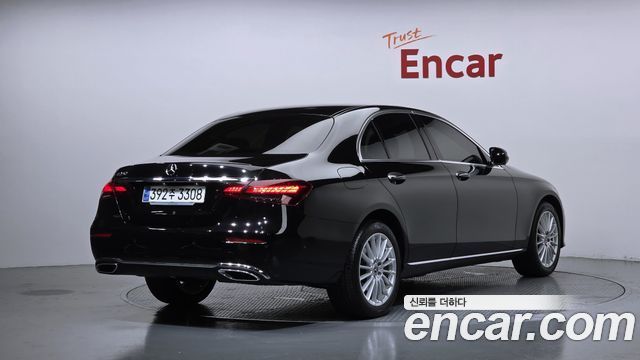 Mercedes-Benz E-Class из Кореи Encar