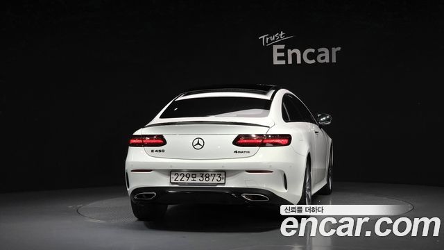 Mercedes-Benz E-Class из Кореи Encar