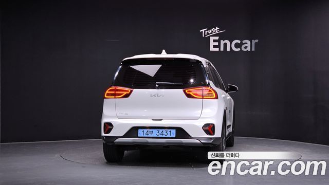Kia Niro Earth — пробег 179 269 км — фото 4 из 5