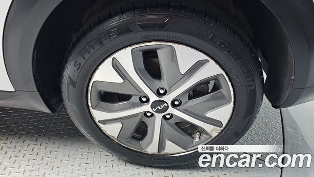 Kia Niro Earth — пробег 179 269 км — фото 5 из 5