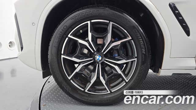 BMW X4 xDrive20i M Sport — пробег 84 578 км — фото 5 из 5