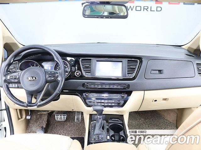 Kia Carnival из Кореи Encar