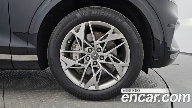 Genesis GV70 из Кореи Encar