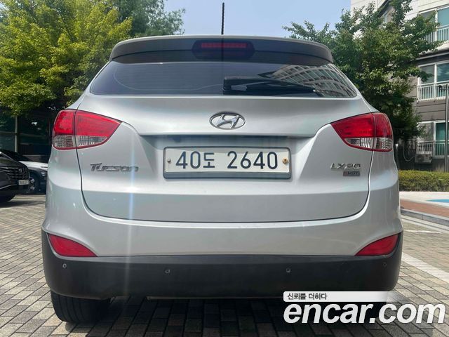 Hyundai Tucson Diesel 2WD LX20 Smart-Pack — пробег 219 000 км — фото 5 из 5