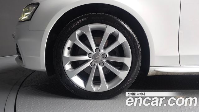 Audi A4 из Кореи Encar